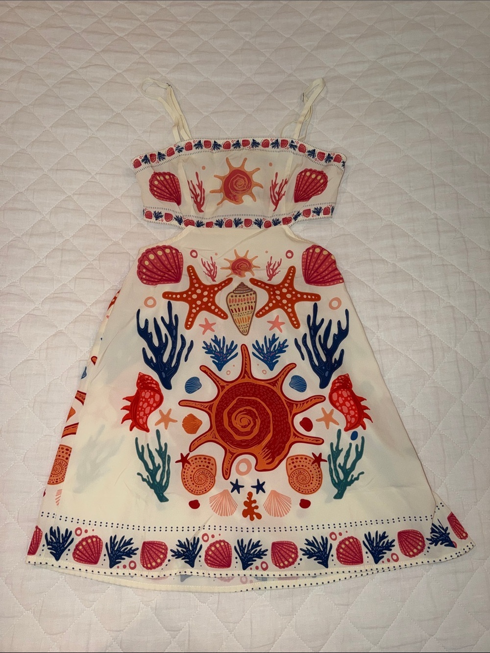 SHEIN Cream Mini Dress with Red & Blue Ocean Motif NWOT - Picture 1 of 3